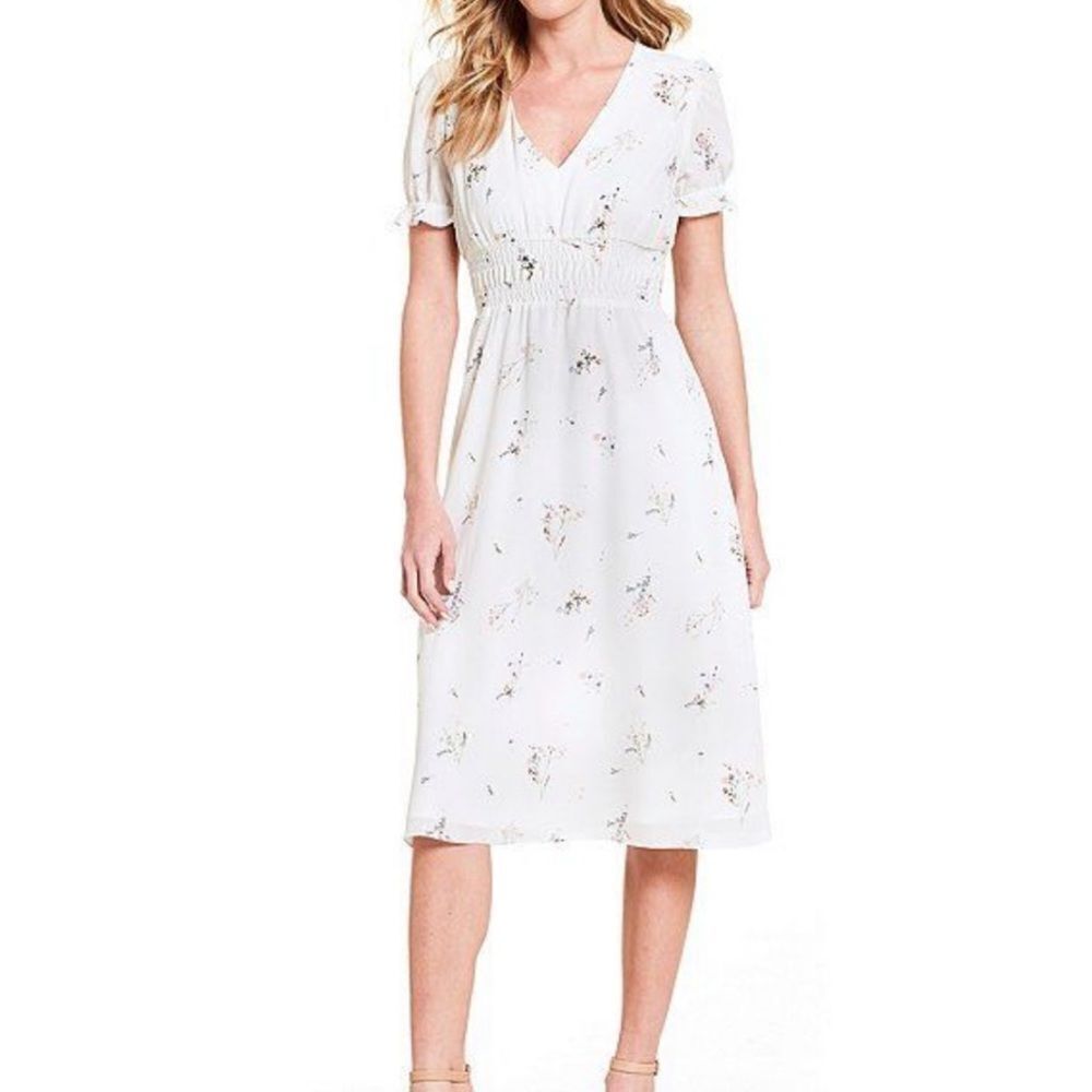 GIANNI BINI L White Floral Short Ruffle Sleeve Gathered Smocked Waist Midi Dress